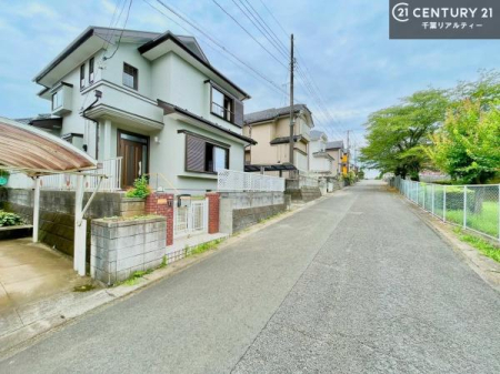 �O�ʓ��H�܂ތ��n�ʐ^ �u���̕����C�ɂȂ�I�v�u�������Ăǂ�ȏ��H�v�u�����Əڂ����m�肽���I�v�Ǝv������A���C�y�ɂ����k���������B