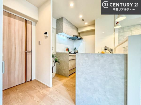 �L�b�`�� ��Ƃ����₷���V�X�e���L�b�`���ł��I���[����������t���Ă���̂ŁA�����X�y�[�X�ɕ���u���Ȃ��čςނ̂ŁA�L�X�g���āA���K�ɍ�Ƃ��ł��܂��I