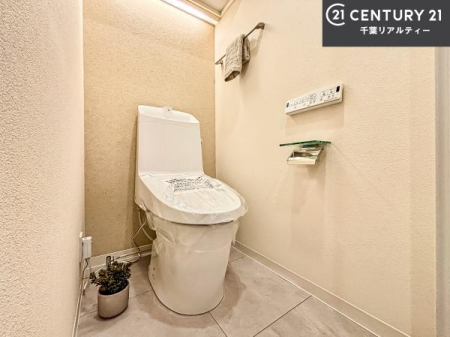 �g�C�� �������֍��ɂ��A�~��͕֍����g�����ł���̂ŗ₽���֍��ɍ��炸�ɍςފ������d�l�ł��I