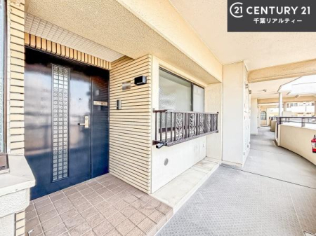 ���̑� �u���̕����C�ɂȂ�I�v�u�������Ăǂ�ȏ��H�v�u�����Əڂ����m�肽���I�v�Ǝv������A���C�y�ɂ����k���������B