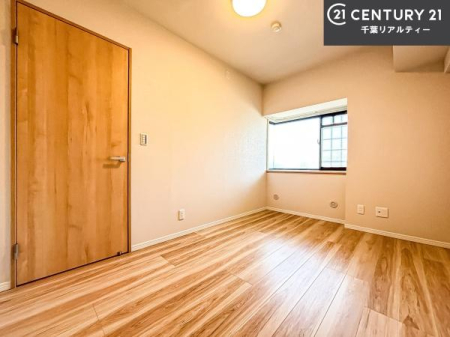 �q������ �|���o�������Ȃ��������́A���q�l�̂������Ƃ��Ă����S�ł��I
���[�X�y�[�X���[�����Ă���̂ŎU�炩�������������T�b�ƕЕt�����܂��I