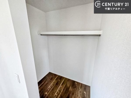 ���[ �E�H�[�N�C���N���[�[�b�g�t���ł��B��������̂��m���Ȃǂ����[���Ă��������ł��ˁI���ɂ���@�������ȂǋG�ߕ��̑傫�ȉƓd�����[�ł��܂��I