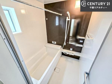 ���� �������������l�̕��͋C�̃o�X���[���́A�����o�Ă��ăo�X�^�C�����[���I
���d���撣���Ă��邲�J���ɂ��D�݂̓����̓����܂����āA�y����ł݂Ă͂������ł��傤���H
