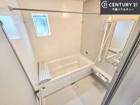 ���� �������������l�̕��͋C�̃o�X���[���́A�����o�Ă��ăo�X�^�C�����[���I
���d���撣���Ă��邲�J���ɂ��D�݂̓����̓����܂����āA�y����ł݂Ă͂������ł��傤���H