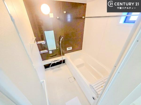 ���� �������������l�̕��͋C�̃o�X���[���́A�����o�Ă��ăo�X�^�C�����[���I
���d���撣���Ă��邲�J���ɂ��D�݂̓����̓����܂����āA�y����ł݂Ă͂������ł��傤���H