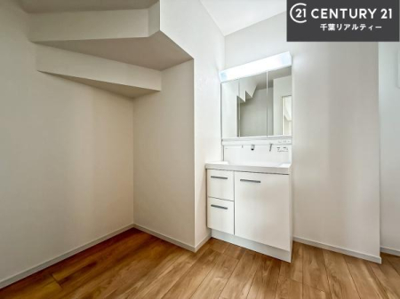 ���ʑ�E���ʏ� �g�Ȃ�𐮂�����ʏ��́A���������厖�ł��I������̐������̂��镵�͋C�����o�I�C�����悭���g�����������܂��B