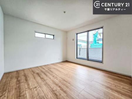 �m�� �o���R�j�[�ɖʂ��Ă���m���ł��B���邭�����肪����A���C����������ł��܂��I���N���āA�O�ɏo�Ĕw�L�т����[�ċz�����ǂ������}������邱�Ƃ��ł��܂��B