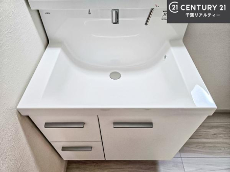 ���ʑ�E���ʏ� �[�����ʑ�{�E���́A�������˂ɂ����̂ł�����ꂪ�y�X�I���������ۂĂ܂��I
�L���C�Ȑ��ʏ��Ŏ��������̃��`�x�[�V�������オ��܂��ˁI