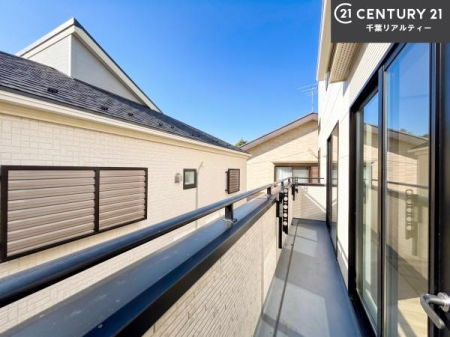 �o���R�j�[ �z������ǍD�ȃo���R�j�[�ł��I���ꂽ���ɂ͐�������n����J���I�Ȏ��Ԃ��y���߂܂��B