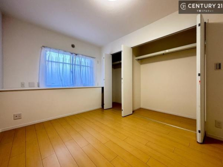 �q������ �V���v���Ń��C�A�E�g���₷���m���́A���q�l�̂������Ƃ��Ă��œK�B�����ɍ��킹�ď_��ɂ��g�����������܂��B