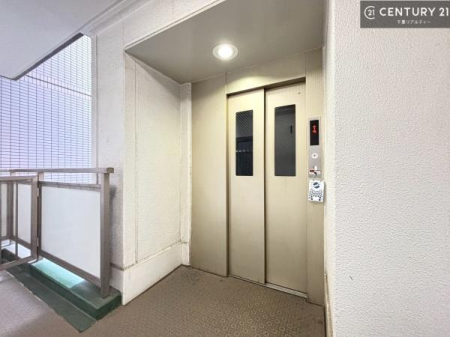 ���̑����p�� �G���x�[�^�[�����ŁA���X�̈ړ������K�B
�����̓��₨�ו��̑������ł��A�X���[�Y�ɂ��A��������܂��I