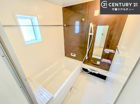 ���� �������������l�̕��͋C�̃o�X���[���́A�����o�Ă��ăo�X�^�C�����[���I
���d���撣���Ă��邲�J���ɂ��D�݂̓����̓����܂����āA�y����ł݂Ă͂������ł��傤���H