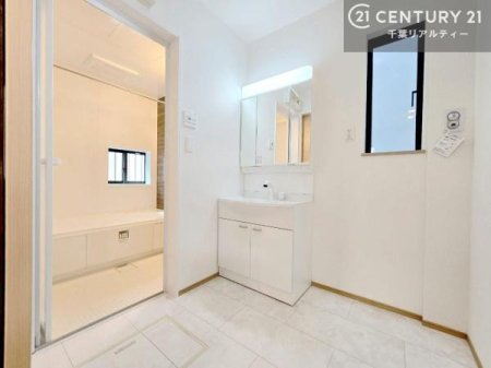���ʑ�E���ʏ� �����t���̖��邢���ʎ��ł��I���C�������ɓ���ւ����ł��Đ����ɕۂ��Ƃ��ł��܂��I���R�����������ނ̂ł����ς̎d�オ����ǂ��Ȃ�܂��ˁI