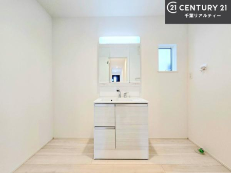 ���ʑ�E���ʏ� �g�Ȃ�𐮂�����ʏ��́A���������厖�ł��I������̐������̂��镵�͋C�����o�I�C�����悭���g�����������܂��B
