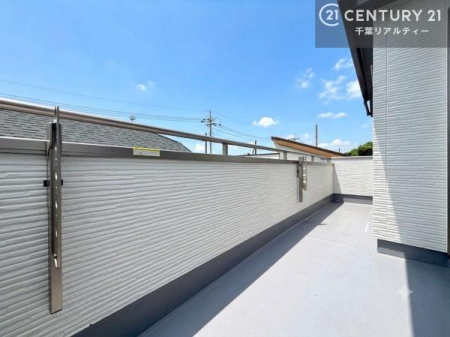 �o���R�j�[ 2��������o����ł��鑱���o���R�j�[���̗p�B�����󕨂₨�z�c�������X���[�Y�ɍs����֗��Ȑ݌v�ł��B