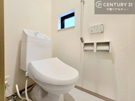 �g�C�� �������֍��ɂ��A�~��͕֍����g�����ł���̂ŗ₽���֍��ɍ��炸�ɍςފ������d�l�ł��I�V���v���ȃJ���[����Ƃ��Ă���̂ŁA������ꂪ���₷���ł��B