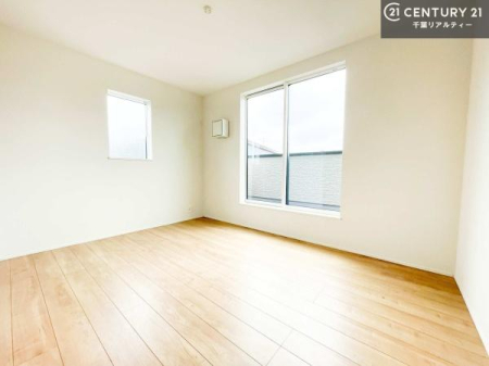 �m�� 2�ʍ̌����m�ۂ������邢�����́A���ʂ����ǂ��A���邭��ϋ��S�n�̗ǂ���ԂƂȂ��Ă���܂��B�����b�N�X���ĉ߂�����S�n�̗ǂ��������ł��I