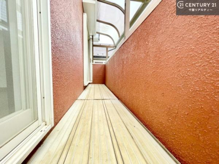 �o���R�j�[ �z������ǍD�ȃo���R�j�[�ł��I���ꂽ���ɂ͐�������n����J���I�Ȏ��Ԃ��y���߂܂��B