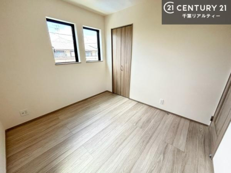�q������ ���[�͂̂���m���ł��B����������������L�X�Ǝg���ċC�������ǂ��ł��I
�L���C�Ȗ��邢�������ŉ߂����̂́A�X�ɂ̂�т�������ł��܂��ˁI