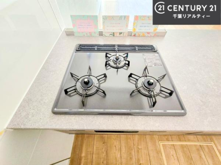 �L�b�`�� �R�����͎O������̂ł������̓����i�s���ł��܂��B
�������O�����t���ł��B�����X�y�[�X���L�X���Ă���׍�Ƃ����₷���I�g�����肪�ǂ��V�X�e���L�b�`���ł��I