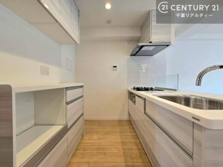 �L�b�`�� ���[�X�y�[�X���L�x�ŁA�����X�y�[�X���X�b�L���ƕЕt���Ђ�`�����p�ł��܂��I
���K�ɍ�Ƃ��ł��A�Ǝ��̌����A�b�v�I�����̗���������܂��I