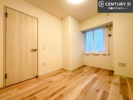 �q������ �|���o�������Ȃ��������́A���q�l�̂������Ƃ��Ă����S�ł��I
���[�X�y�[�X���[�����Ă���̂ŎU�炩�������������T�b�ƕЕt�����܂��I