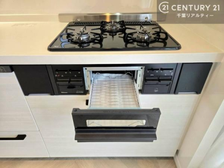 �L�b�`�� �R�����͎O������̂ł������̓����i�s���ł��܂��B
�������O�����t���ł��B�����X�y�[�X���L�X���Ă���׍�Ƃ����₷���I�g�����肪�ǂ��V�X�e���L�b�`���ł��I