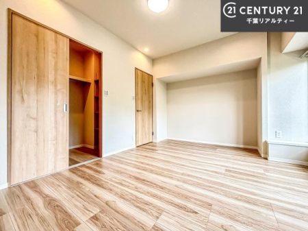 ���r���O�ȊO�̋��� ���[�X�y�[�X�����Ă��܂��I�������X�b�L�����ڂ��鎖���ł��܂��ˁB
�Ƌ��I�΂Ȃ��V���v���ȃf�U�C���ׁ̈A�Ƌ��I�΂����C�ɓ���̋�ԍ�肪�ł������ł��ˁB