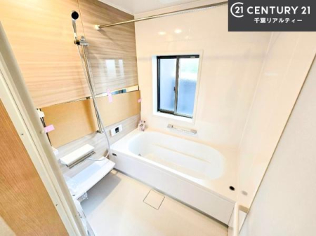���� 1���̔�����������Ɩ����Ă���闁���ł��B
�������̑f�G�ȃ����N�[�[�V�����ꏊ�ł��I