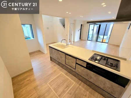�L�b�`�� ���[�X�y�[�X���L�x�ŁA�����X�y�[�X���X�b�L���ƕЕt���Ђ�`�����p�ł��܂��I
���K�ɍ�Ƃ��ł��A�Ǝ��̌����A�b�v�I�����̗���������܂��I