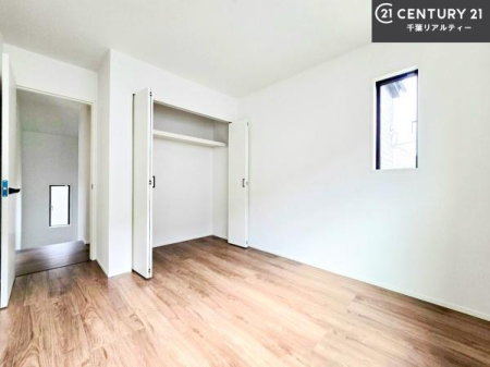 �Q�� �D���������������ޗm���́A���̖ڊo�߂��C�������ǂ������ł��ˁB���������Ԃ��������Ɖ߂������Ƃ��ł��܂��B�D�����F�����̃t���[�����O���ǂ�ȉƋ�ɂ��}�b�`���܂��I