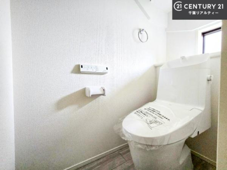 �g�C�� �������֍��ɂ��A�~��͕֍����g�����ł���̂ŗ₽���֍��ɍ��炸�ɍςފ������d�l�ł��I�V���v���ȃJ���[����Ƃ��Ă���̂ŁA������ꂪ���₷���ł��B
