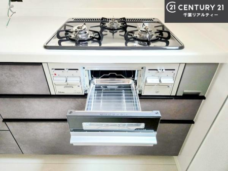 �L�b�`�� �R�����͎O������̂ł������̓����i�s���ł��܂��B
�������O�����t���ł��B�����X�y�[�X���L�X���Ă���׍�Ƃ����₷���I�g�����肪�ǂ��V�X�e���L�b�`���ł��I