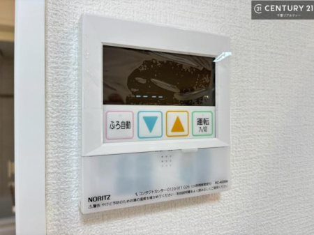 ���̑����� �{�^���̃X�C�b�`�⎩���ł����C�̏������������߁A�킴�킴��������ꂽ��p���������肷��K�v���Ȃ��֗��ł��ˁI