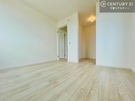 �Q�� �D���������������ޗm���́A���̖ڊo�߂��C�������ǂ������ł��ˁB���������Ԃ��������Ɖ߂������Ƃ��ł��܂��B�D�����F�����̃t���[�����O���ǂ�ȉƋ�ɂ��}�b�`���܂��I