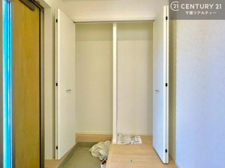 ���� ���֎��[���[�����Ă���̂ŁA���֎��肪�X�b�L���Еt�����q���ɂ��C�̒u����ɍ���܂���I
