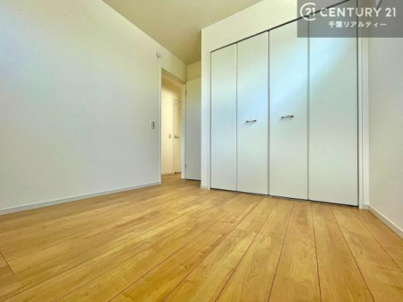 �q������ ���[�͂̂���m���ł��B����������������L�X�Ǝg���ċC�������ǂ��ł��I
�L���C�Ȗ��邢�������ŉ߂����̂́A�X�ɂ̂�т�������ł��܂��ˁI