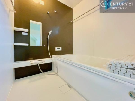 ���� �������������l�̕��͋C�̃o�X���[���́A�����o�Ă��ăo�X�^�C�����[���I
���d���撣���Ă��邲�J���ɂ��D�݂̓����̓����܂����āA�y����ł݂Ă͂������ł��傤���H