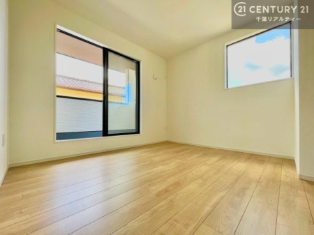 �Q�� �o���R�j�[�ɖʂ��Ă���m���ł��B���邭�����肪����A���C����������ł��܂��I���N���āA�O�ɏo�Ĕw�L�т����[�ċz�����ǂ������}������邱�Ƃ��ł��܂��B