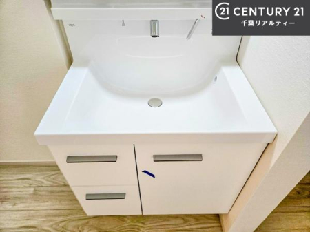 ���ʑ�E���ʏ� �[�����ʑ�{�E���́A�������˂ɂ����̂ł�����ꂪ�y�X�I���������ۂĂ܂��I
�L���C�Ȑ��ʏ��Ŏ��������̃��`�x�[�V�������オ��܂��ˁI