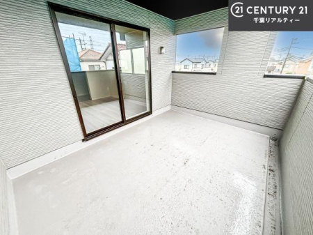 �o���R�j�[ �z������̗ǂ��o���R�j�[�ŁA�����󕨂��悭���������ł��ˁI
���V�C�̗ǂ����ɂ̓o���R�j�[�֏o�ă��t���b�V������̂��C�����悳�����ł��B