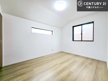 �m�� 2�ʍ̌����m�ۂ������邢�����́A���ʂ����ǂ��A���邭��ϋ��S�n�̗ǂ���ԂƂȂ��Ă���܂��B�����b�N�X���ĉ߂�����S�n�̗ǂ��������ł��I