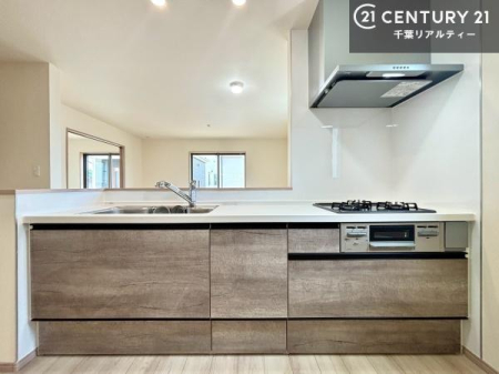 �L�b�`�� ���[�X�y�[�X���L�x�ŁA�����X�y�[�X���X�b�L���ƕЕt���Ђ�`�����p�ł��܂��I
���K�ɍ�Ƃ��ł��A�Ǝ��̌����A�b�v�I�����̗���������܂��I