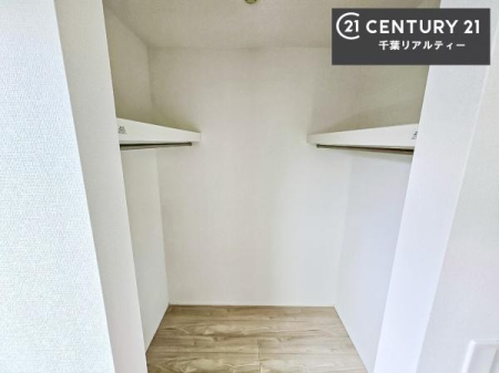 ���[ �E�H�[�N�C���N���[�[�b�g�t���ł��B��������̂��m���Ȃǂ����[���Ă��������ł��ˁI���ɂ���@�������ȂǋG�ߕ��̑傫�ȉƓd�����[�ł��܂��I