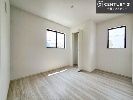 �q������ �|���o�������Ȃ��������́A���q�l�̂������Ƃ��Ă����S�ł��I
���[�X�y�[�X���[�����Ă���̂ŎU�炩�������������T�b�ƕЕt�����܂��I