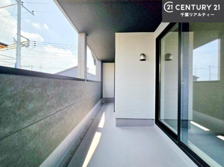 �o���R�j�[ �z������̗ǂ��o���R�j�[�ŁA�����󕨂��悭���������ł��ˁI
���V�C�̗ǂ����ɂ̓o���R�j�[�֏o�ă��t���b�V������̂��C�����悳�����ł��B