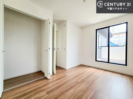 �m�� 2�ʍ̌����m�ۂ������邢�����́A���ʂ����ǂ��A���邭��ϋ��S�n�̗ǂ���ԂƂȂ��Ă���܂��B�����b�N�X���ĉ߂�����S�n�̗ǂ��������ł��I