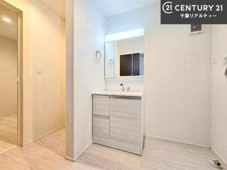 ���ʑ�E���ʏ� �g�Ȃ�𐮂�����ʏ��́A���������厖�ł��I������̐������̂��镵�͋C�����o�I�C�����悭���g�����������܂��B

