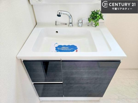 ���ʑ�E���ʏ� �[�����ʑ�{�E���́A�������˂ɂ����̂ł�����ꂪ�y�X�I���������ۂĂ܂��I
�L���C�Ȑ��ʏ��Ŏ��������̃��`�x�[�V�������オ��܂��ˁI