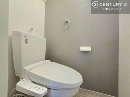 �g�C�� �������֍��ɂ��A�~��͕֍����g�����ł���̂ŗ₽���֍��ɍ��炸�ɍςފ������d�l�ł��I�V���v���ȃJ���[����Ƃ��Ă���̂ŁA������ꂪ���₷���ł��B